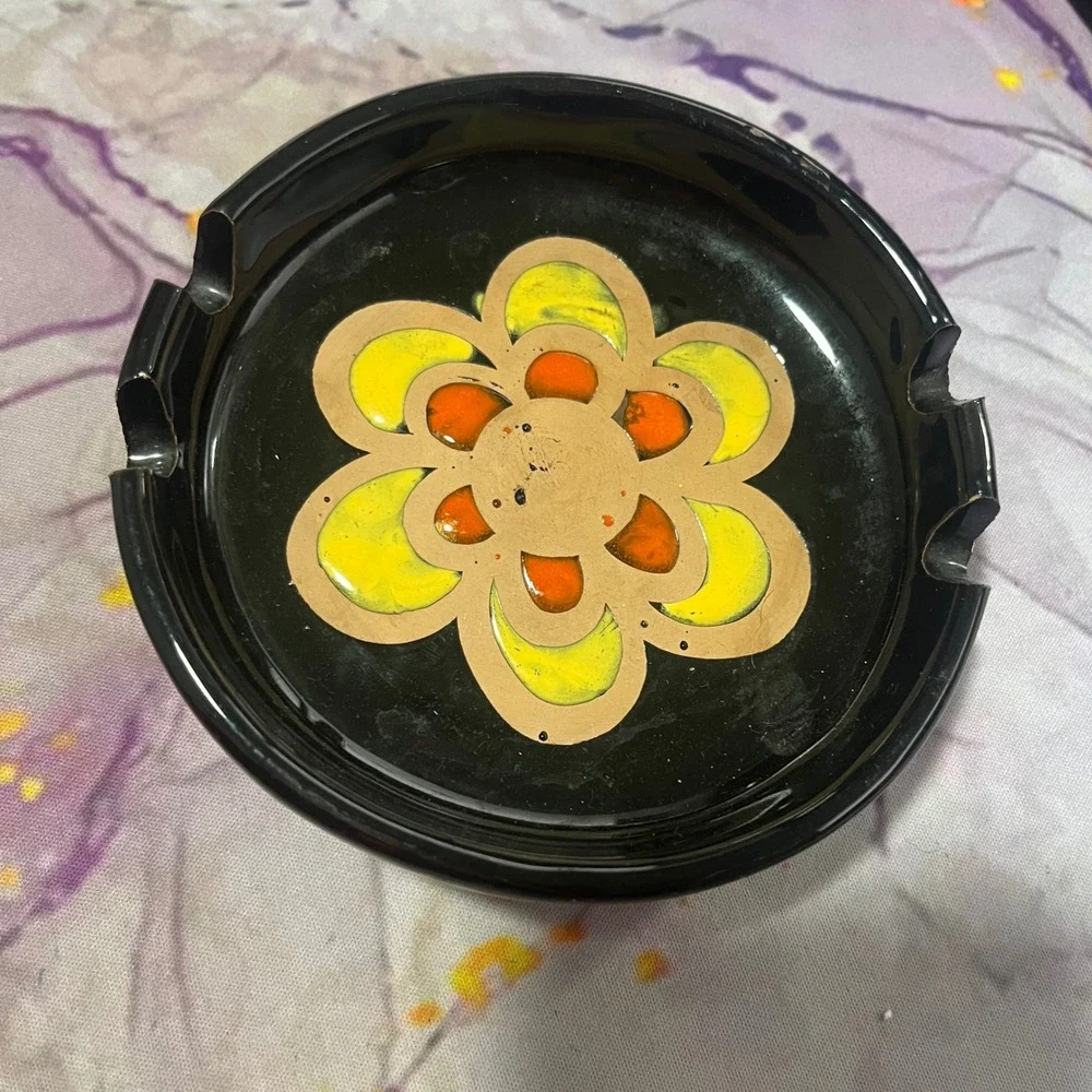 N/A vintage ceramic